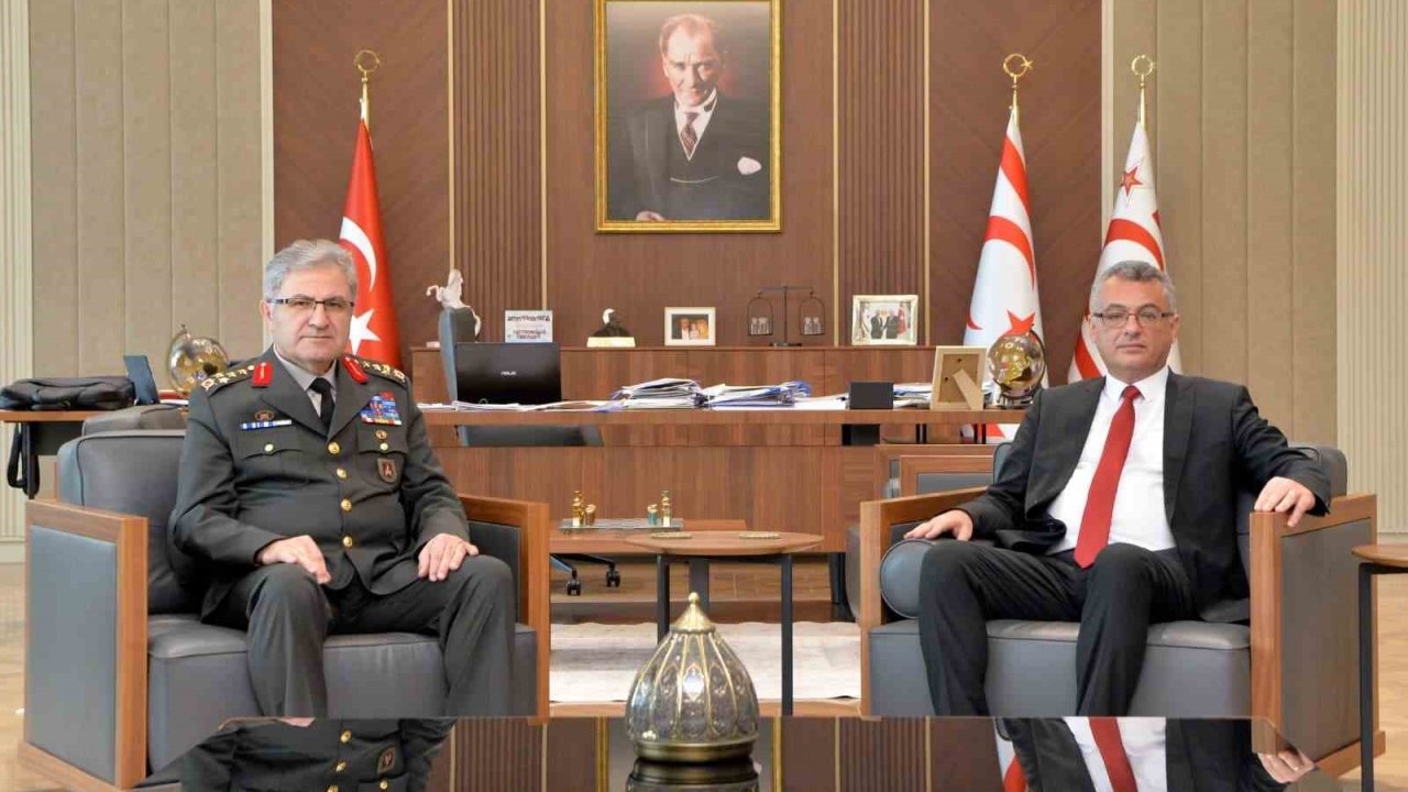 KKTC Cumhurbaşkanı Erhürman, Kara Kuvvetleri Komutanı Orgeneral Tokel ile görüştü