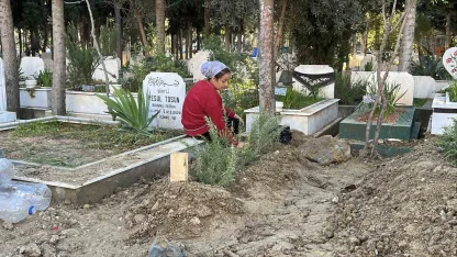 Kocası tarafından öldürülen kadın son yolculuğuna uğurlandı