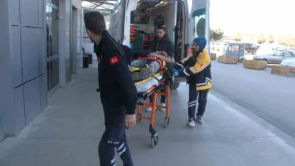 Konya’da inşaattan düşen işçi yaralandı