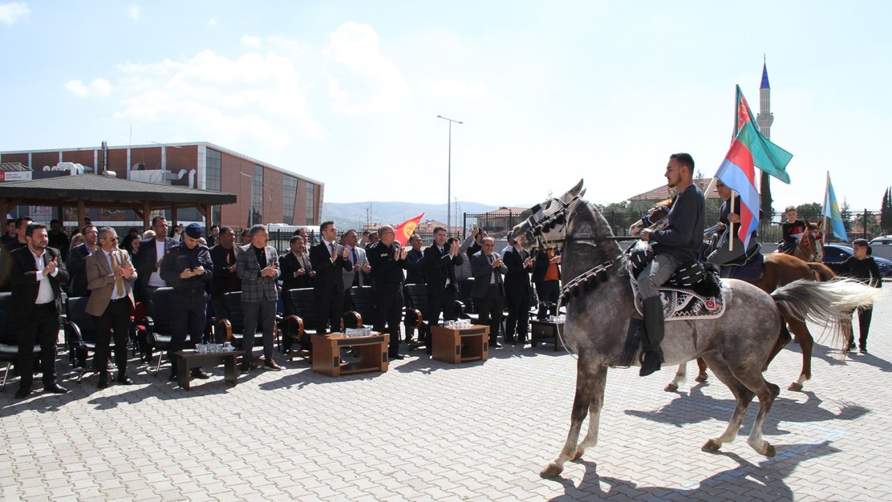 Kula’da nevruz bayramı kutlandı