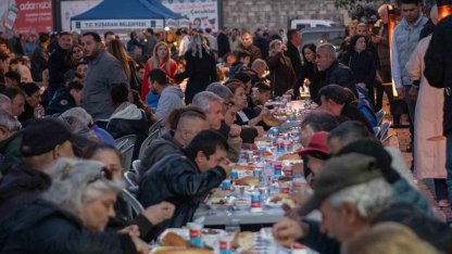 Kuşadası, Başkan Günel için tek yürek oldu