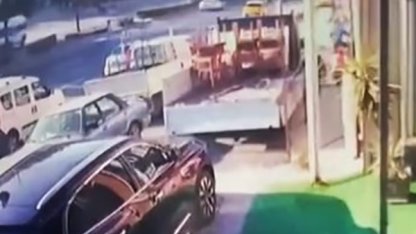 Kuşadası’ndaki silahlı saldırı güvenlik kamerasına yansıdı