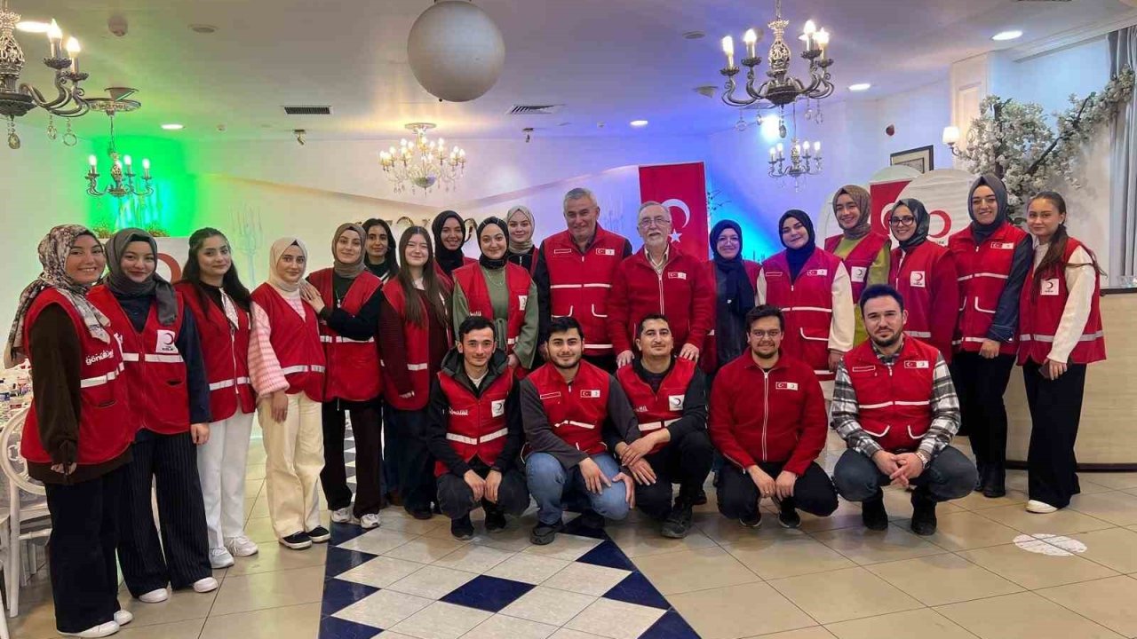 Kütahya Tavşanlı’da Kızılay’dan gönül sofrası