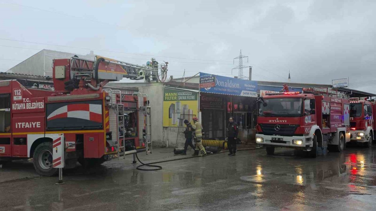 Kütahya’da Fatih Sanayi Sitesi’nde yangın