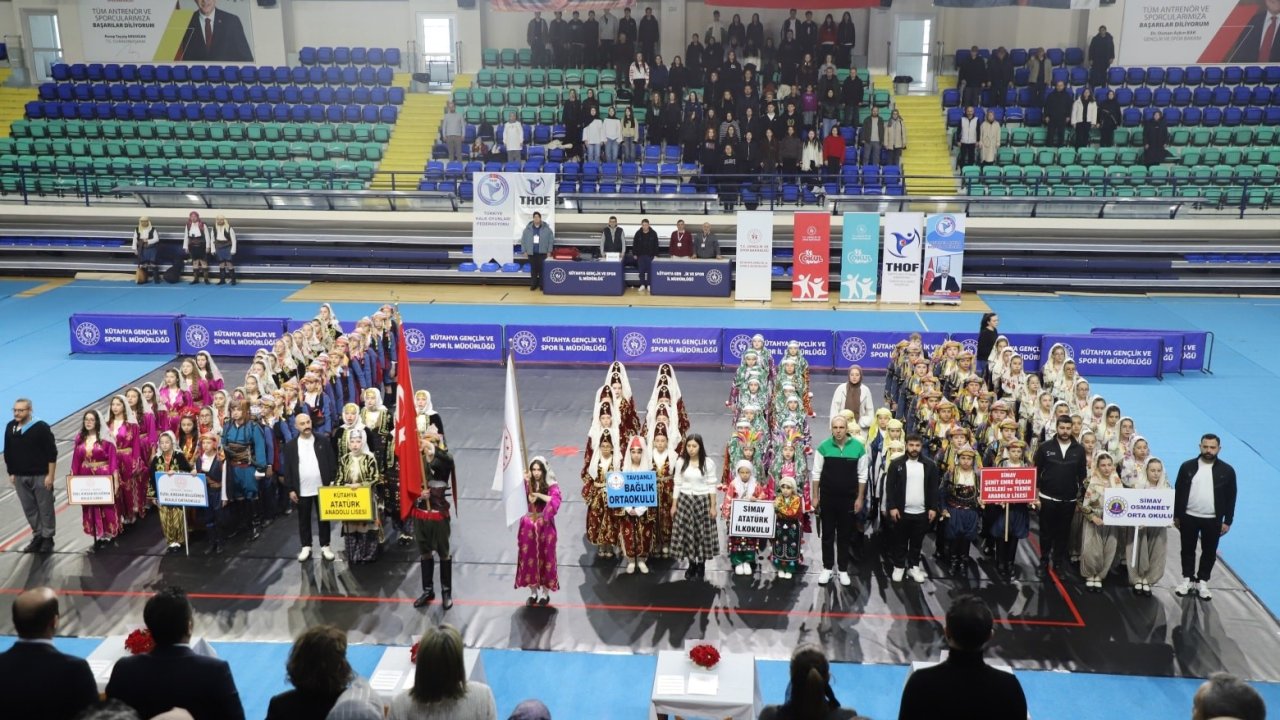 Kütahya’da ’Okullar Arası Halk Oyunları İl Birinciliği’ tamamlandı