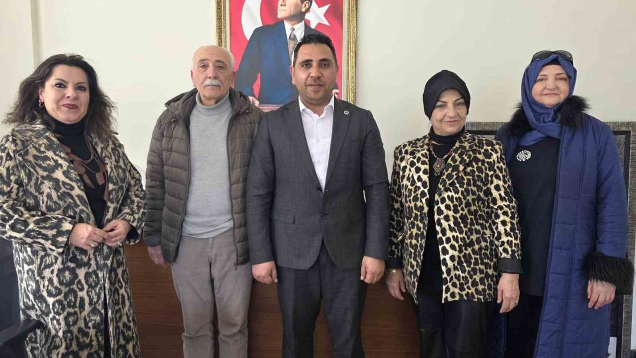 Kütahya’da sanatçılardan yeni Müdür Ali Yılmaz’a ziyaret