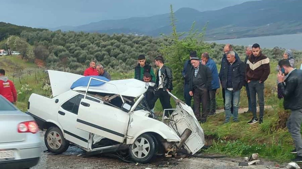 Manisa’da feci kaza: 1’i ağır 3 yaralı