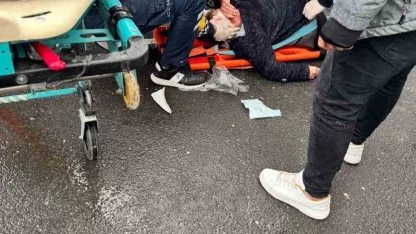 Mardin’de tankerin çarptığı yaya yaralandı