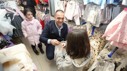 MHP’den 500 çocuğa bayramlık elbise