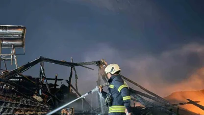 Milas’ta çatı yangını