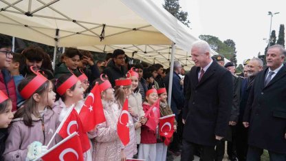 Milli şair Mehmet Akif Ersoy, İstiklal Marşı’nın kabulünün 105’inci yılında kabri başında anıldı