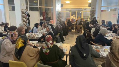 Müftülük personelleri üniversite öğrencileriyle iftarda buluştu