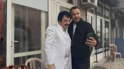 Müslüm Gürses’e benzerliğiyle herkesi şaşırttı, görenler dönüp bir daha baktı