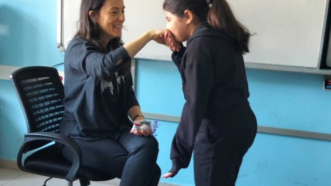 Okulda bayram geleneği yaşatıldı