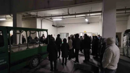 Okuldaki saldırıda hayatını kaybeden Fatmanur öğretmenin cenazesi adli tıpa gönderildi