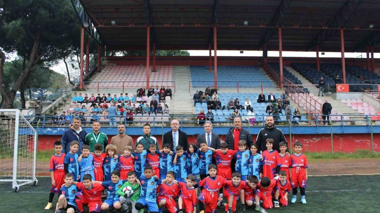 Okullar arası bahar şenlikleri spor müsabakaları heyecanı başladı