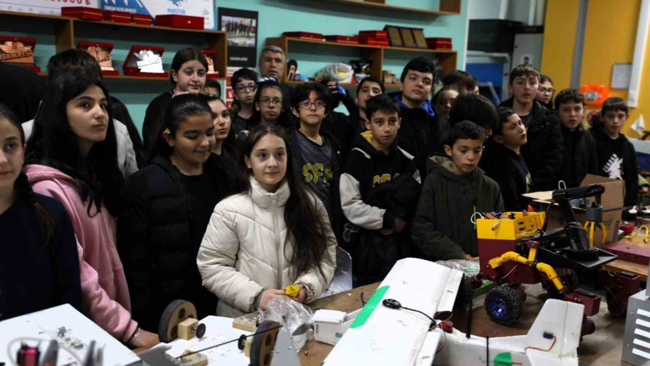 Ortaokul öğrencileri üniversite ortamını yakından tanıdı