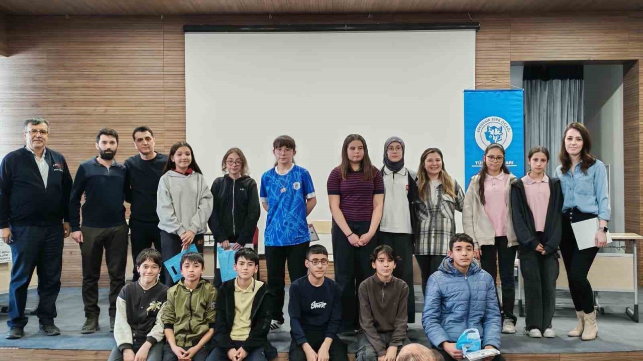 Ortaokullar arası millî kültür bilgi yarışması