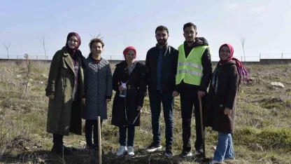 Özel öğrenciler için hatıra ormanı