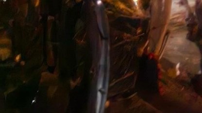 Park edilen araç yan yattı: Sürücü ağır yaralandı