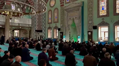 Reşadiye Camii’nde 18 Mart Şehitleri Anma Programı düzenlendi