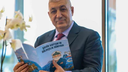 Şahin Kaptan, çocuklara balığı sevdirmek için yola çıktı