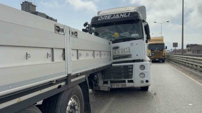 Samsun’da tır tıra arkadan çarptı