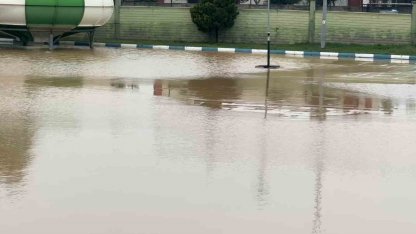 Şanlıurfa kırsalında sel hayatı felç etti
