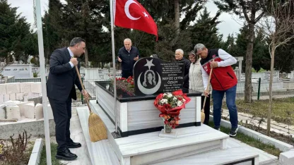 Şehit kabirlerine vefa dokunuşu