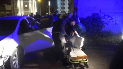 Seyir halindeyken kriz geçirip bayıldı, faciadan dönüldü: 2 yaralı