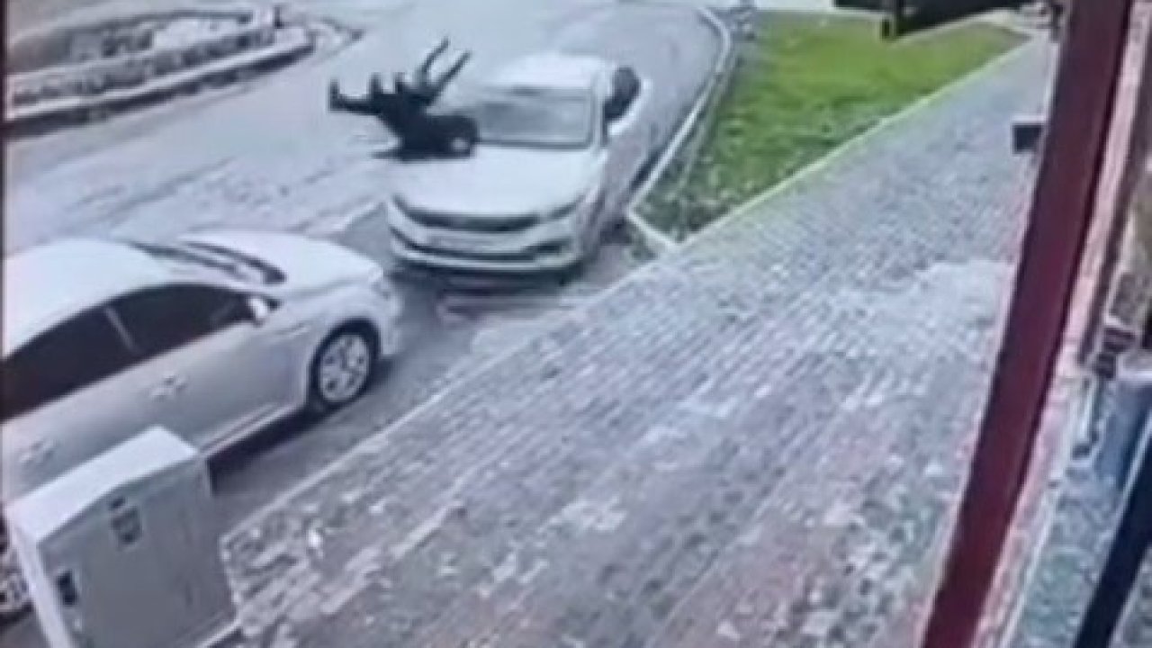 Şırnak’ta otomobil yayalara çarptı: 2 yaralı