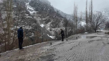 Şırnak’ta sağanak nedeniyle köyün bir bölümü çöktü evler boşaltıldı