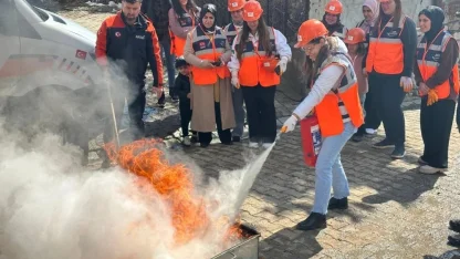 Şırnak’ta tamamı kadınlardan oluşan AFAD gönüllü ekibi eğitimi tamamladı