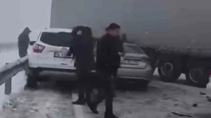 Siverek-Diyarbakır karayolunda zincirleme kaza: Yol trafiğe kapandı
