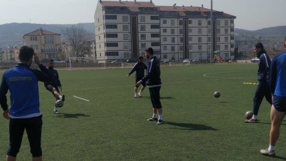 Söğütsporlu futbolcular son antrenman sonrası bayram iznine çıktı