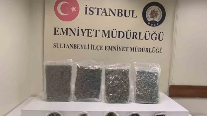 Sultanbeyli’de dron ile takip edilen uyuşturucu satıcısına operasyon kamerada