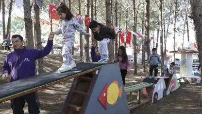 Tarsus Gençlik Kampında üç kuşak bir araya geldi