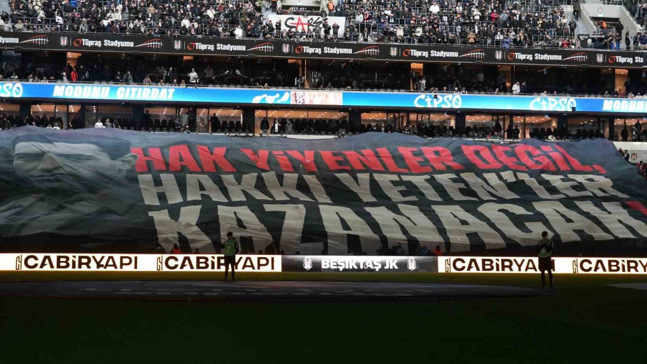 Trendyol Süper Lig: Beşiktaş: 1 - Kasımpaşa: 0 (Maç devam ediyor)