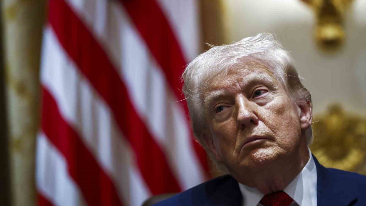 Trump: "İran hükümetinin talebi üzerine enerji tesislerine yönelik saldırıları 10 gün daha erteledim"