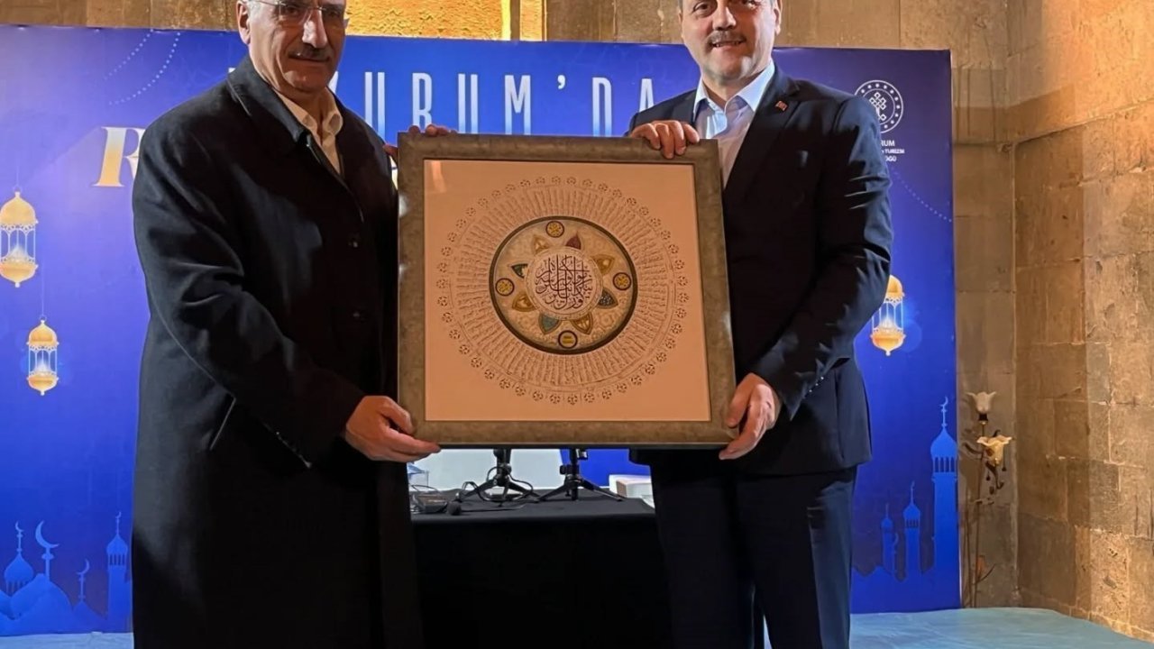 Türk İslam irfanının öncüsü Ahmet Yesevî’yi anlattı