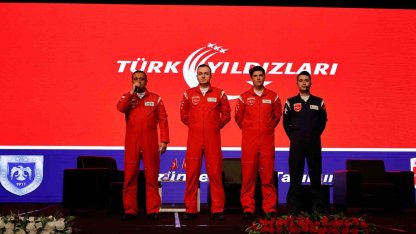 Türk Yıldızları, gençlere tecrübelerini anlattı