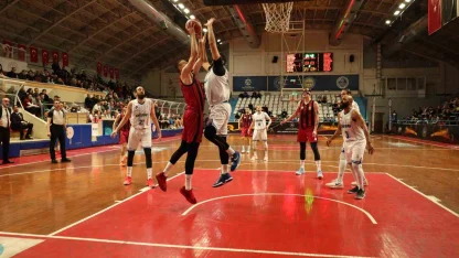 Türkiye Basketbol Ligi: Kocaeli BŞB Kağıtspor: 69 - Gaziantep Basketbol: 75