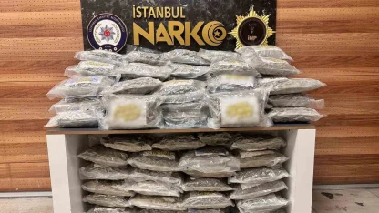 Tuzla’da uyuşturucu operasyonu: 51 kilo skunk ele geçirildi