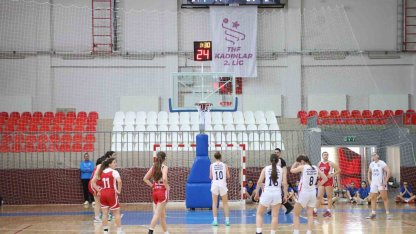 U18 Kızlar Basketbol Anadolu Şampiyonası Beyaz Grup Uşak’ta tamamlandı