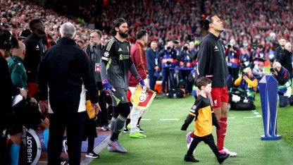 UEFA Şampiyonlar Ligi: Liverpool: 1 - Galatasaray: 0 (İlk yarı)
