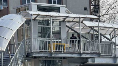 Üst geçit asansöründe sona gelindi