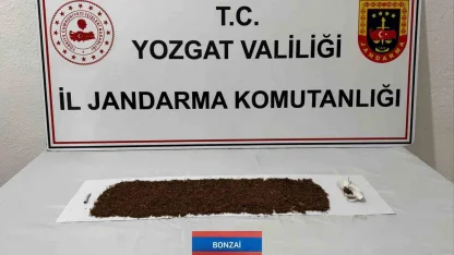 Uyuşturucu şüphelisi kovalamacada jandarmadan kaçamadı