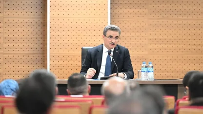Vali Baruş: "Samimiyet ve adalet ilkeleri kamu hizmetlerinin temeli"