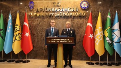 Vali, kentin asayiş durumuyla ilgili brifing aldı