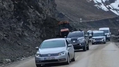 Yüksekova yolu trafiğe kapatılıyor